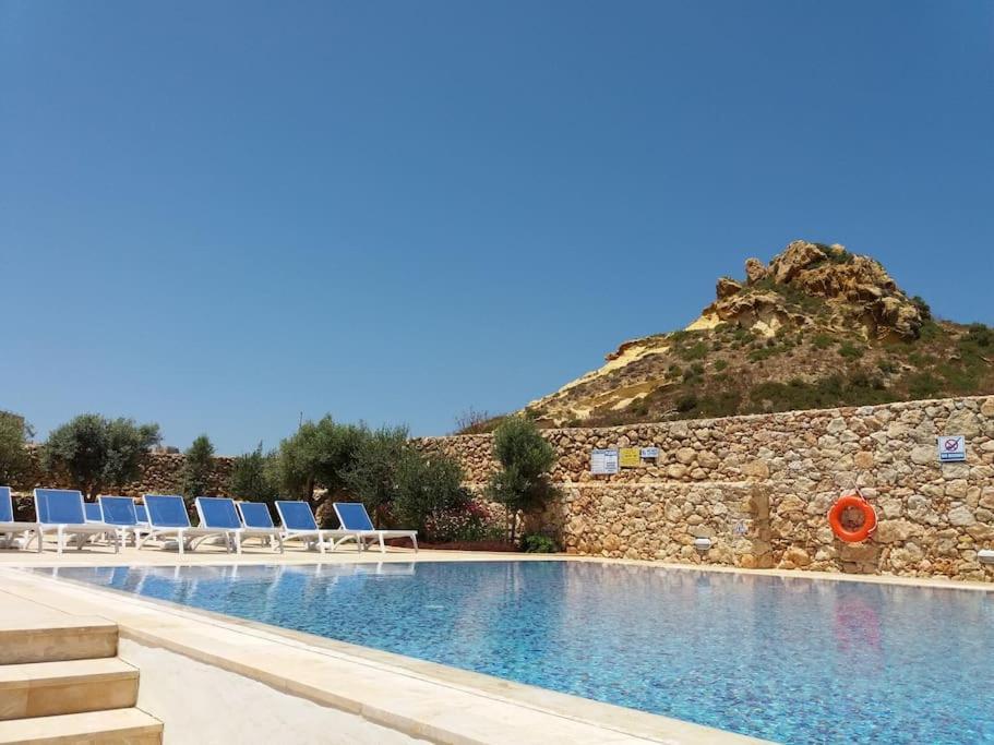 Dreams Of Holiday. Apartment With Pool Marsalforn Eksteriør bilde
